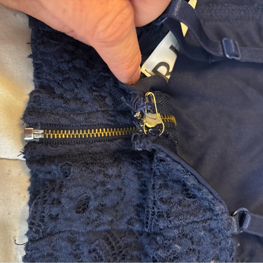 Navy Blue Lace Crop Top with Scalloped Design - Picture 8 of 8